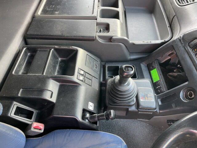 いすゞ：ギガ：冷凍ウィング：菱重製直結冷凍機：ジョロダーレール4列：アルミシマ床