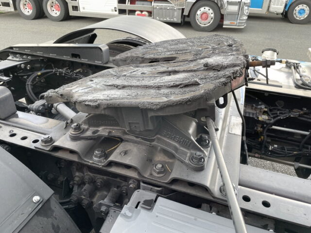 三菱ふそう：スーパーグレート：トレーラーヘッド：ハイルーフ：Ｄ尺：AT：未使用：第５輪11.5ｔ　