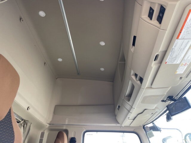 日野：17レンジャー：ハイルーフ：ウィング：6200ワイド：エアサス：格納ゲート