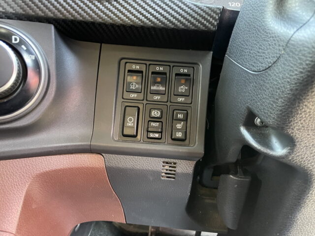 日野：17プロフィア：ハイルーフ：ウィング：10輪：リア門口ステンレス