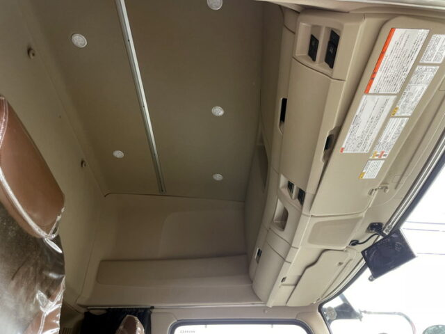 日野：17レンジャー：ハイルーフ：増トン：冷凍バン：エアサス：ジョロ4キーストン