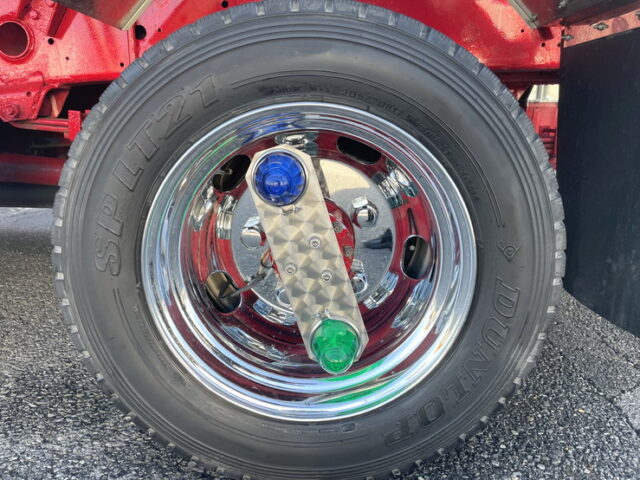 いすゞ：エルフ：造り平ボディ：内装生地張り：5MT：オバＱバンパー：フロントバイザー：架装多数