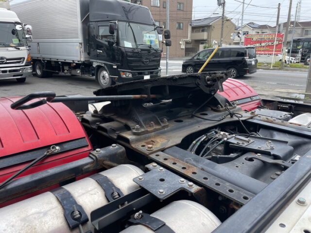 日野：17プロフィア：ハイルーフ：トレーラーヘッド：架装多数：E13Cエンジン：450馬力