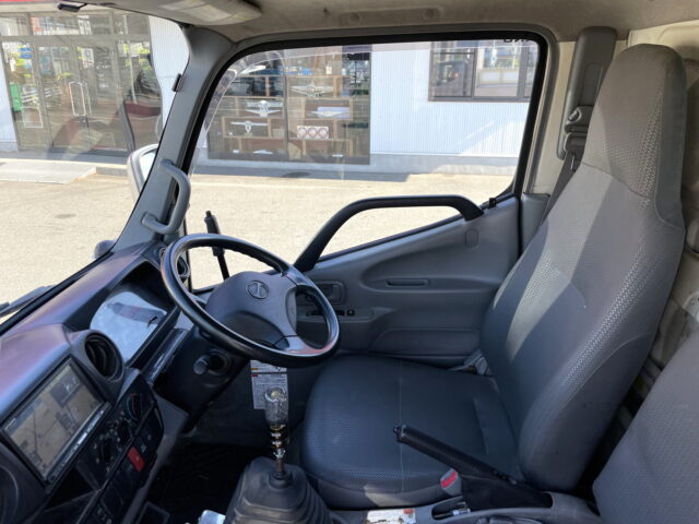 日野　デュトロ　標準幅　10尺　ダンプ　架装多数　5速MT　