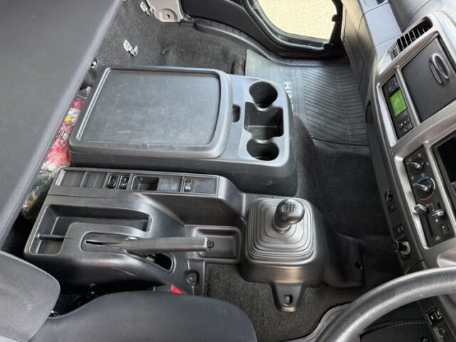 日野：レンジャープロ：冷凍ウィング：6200ワイド：ステンレス床：アルミホイール