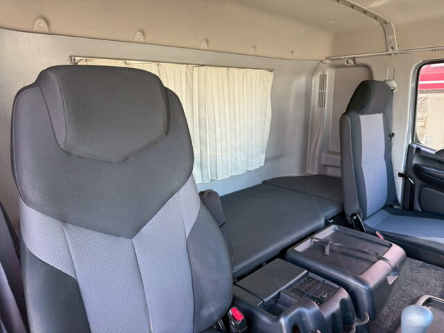 日野：プロフィア：ダンプ：5300×2350：アルミホイール：自重計：電動コボレーン：7速