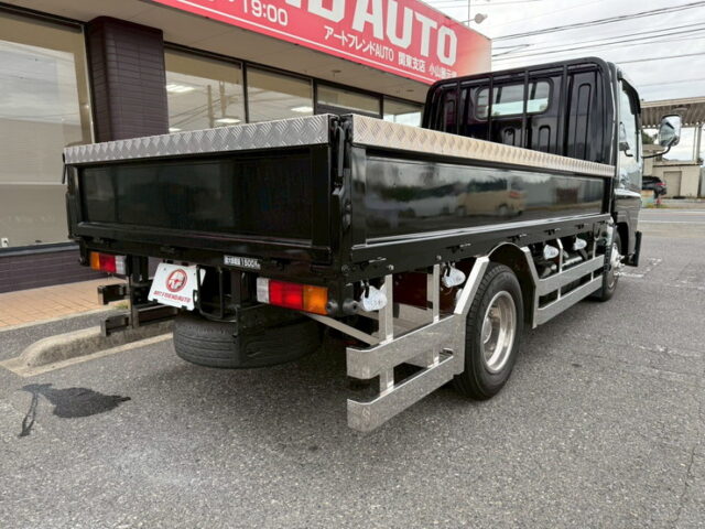 キャンター：平ボデー：前出しバンパー：ステンレスサイドバンパー：マニュアル