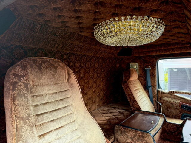 日野：プロフィア：冷凍バン：サブエンジン：アルミシマ床：架装多数：内装生地張り