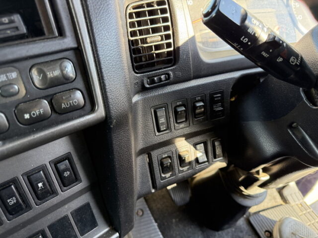 日野：プロフィア：冷凍バン：メッキ多数：サブエンジン：ジョロ4キーストン