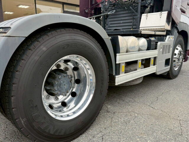 日野：17プロフィア：ハイルーフ：トレーラーヘッド：第5輪荷重11.500㎏：E13C