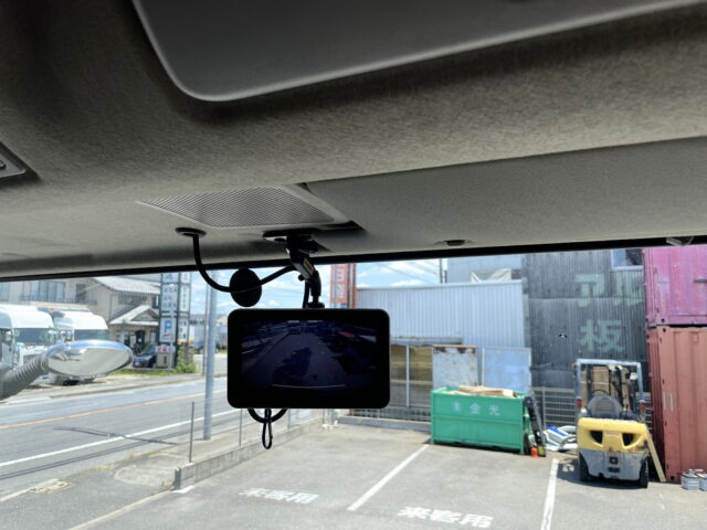 三菱ふそう　スーパーグレート　アルミウィング　７MT　リアエアサス　木床　380馬力