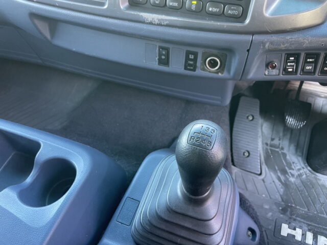 日野　レンジャープロ　ハイルーフ　ウィング　6200セミワイド　240馬力