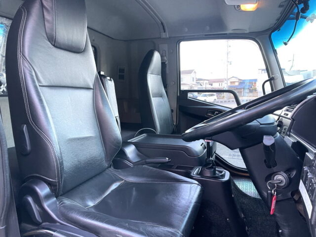 ふそう：ファイター：ダンプ：架装多数：メッキホイール：6発ターボ：240馬力