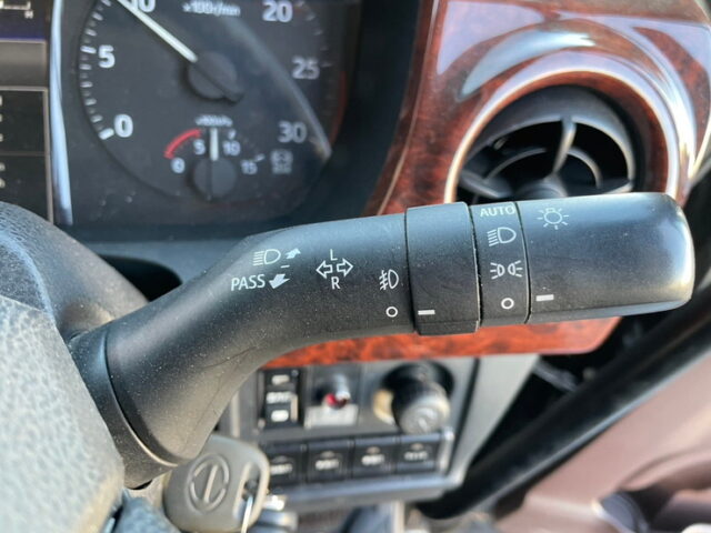 日野：１７レンジャー：ワイド：冷凍ウィング：AT：トレクス造りボデー：ステンレス多数：アルミホイール　