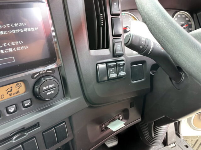 いすゞ　ギガ　登録済み未使用車　ハイルーフ　リア門工ステンレス　アルミホイール