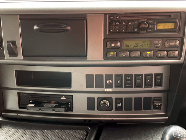 日野　プロフィア　ハイルーフ　ウィング　リア門口ステンレス　7速　E13Cエンジン