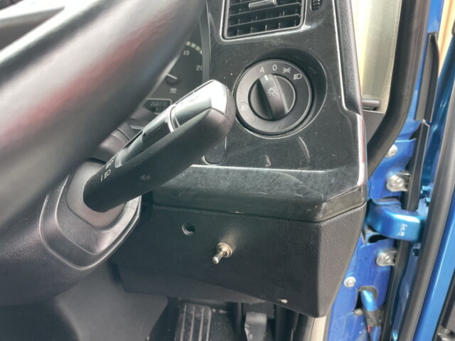 17スーパーグレート　ハイルーフ　冷凍バン　矢野特殊ボディ　コルゲート　サブエンジン