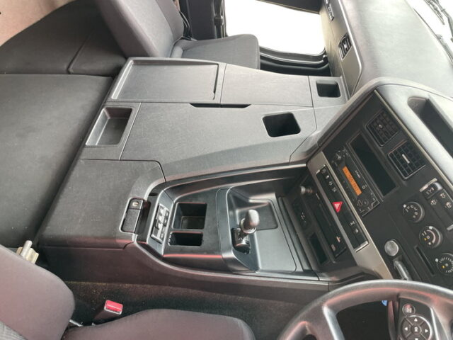 17スーパーグレート　ハイルーフ　ウィング　アルミホイール　格納ゲート付