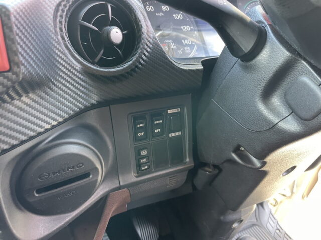 日野：17レンジャー：6200ワイド：エアサス：木床：アルミホイール：240馬力