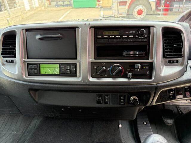 日野：レンジャープロ：冷凍ウィング：6200ワイド：ステンレス床：アルミホイール