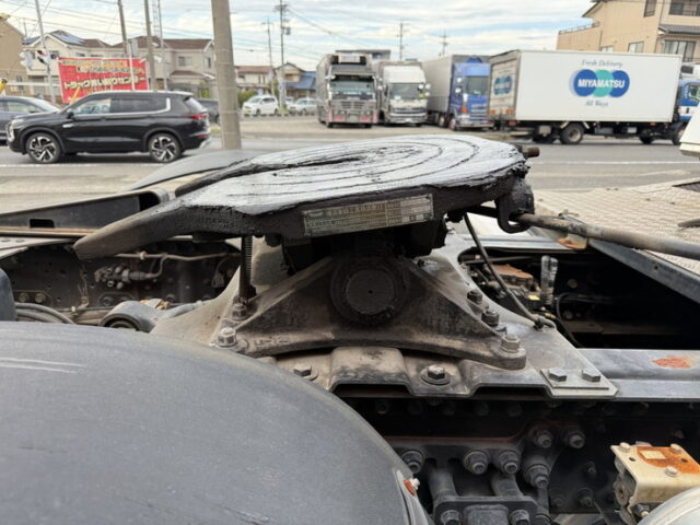 スーパーグレート：トレーラーヘッド：ハイキャブ：アルミホイール：エアサス