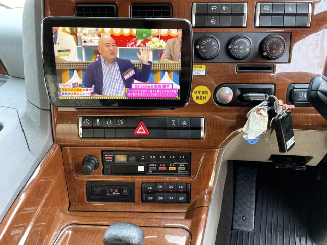 17スーパーグレート　ハイルーフ　ウィング　アルミホイール　格納ゲート　木床