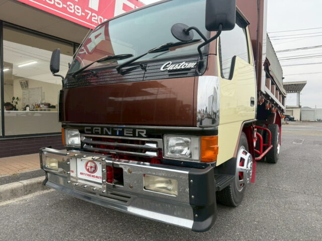 キャンター　標準幅　10尺長　ダンプ　デコトラベース　5トン未満　土砂禁