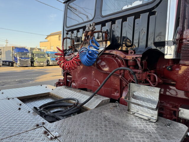 日野：テラヴィ：ハイルーフ：トレーラーヘッド：架装多数：ブタ鼻：後輪エアサス