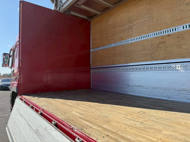 17スーパーグレート:ハイルーフ:ウィング:メッキ多数:アルミホイール:格納ゲート