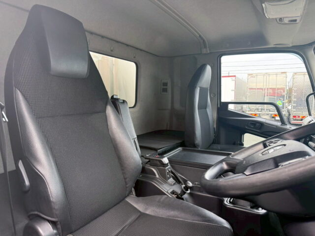 ファイター：冷凍ウィング：アルミシマ床：-30度設定：後輪エアサス：240馬力