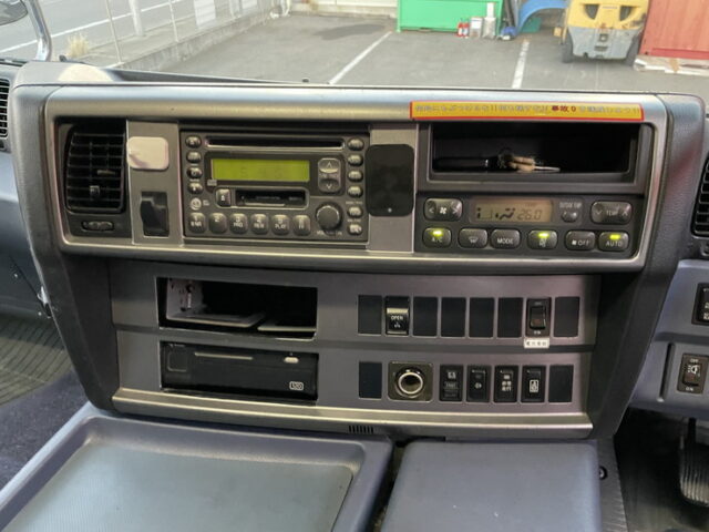 日野　プロフィア　ハイルーフ　ウィング　跳上ゲート　ステンレスサイドバンパー