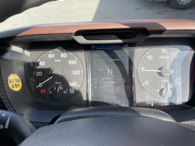 日野　17プロフィア　ハイルーフ　ウィング　後輪エアサス　380馬力