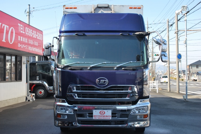 【192】ＵＤトラックス　クオン　低床　アルミウイング　ハイルーフ