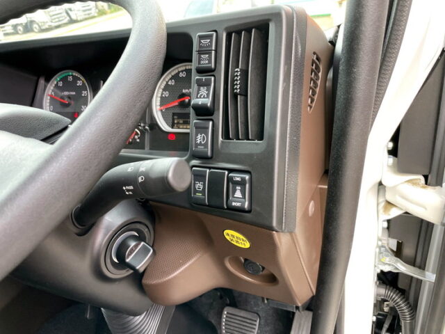 いすゞ　ギガ　登録済み未使用車　ハイルーフ　リア門工ステンレス　アルミホイール