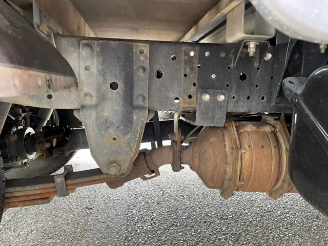 H29 エルフ　Wキャブ　平ボデー　垂直ゲート