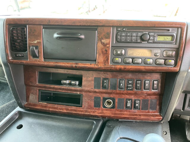 日野　プロフィア　ハイルーフ　ウィング　リア門口ステンレス　木床　内高247㎝