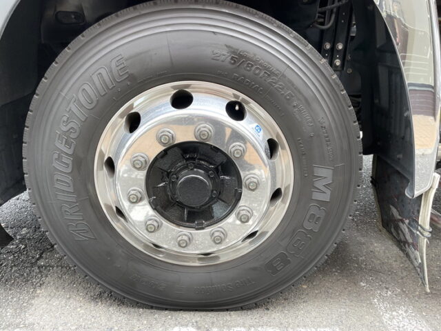 日野：プロフィア：アルミブロック平ボディ：7MT：ステンレス架装多数：メッキパーツ多数：アルミホイール　