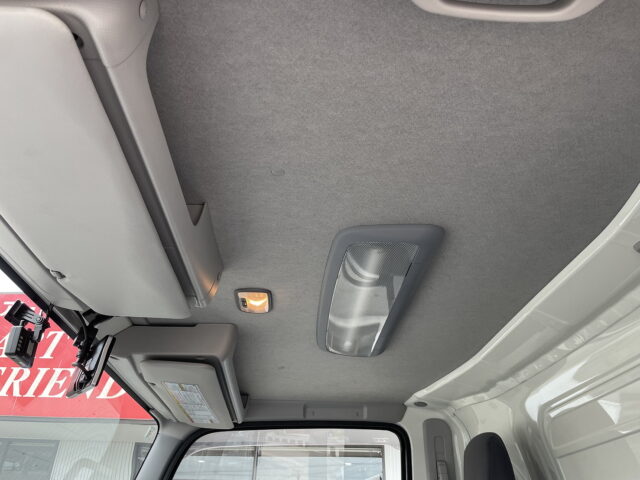 いすゞ　エルフ　アルミバン　低走行　ワイド　跳上ゲート　150馬力