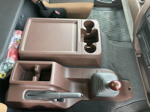 日野：17レンジャー：ハイルーフ：ウィング：6200ワイド：エアサス：格納ゲート