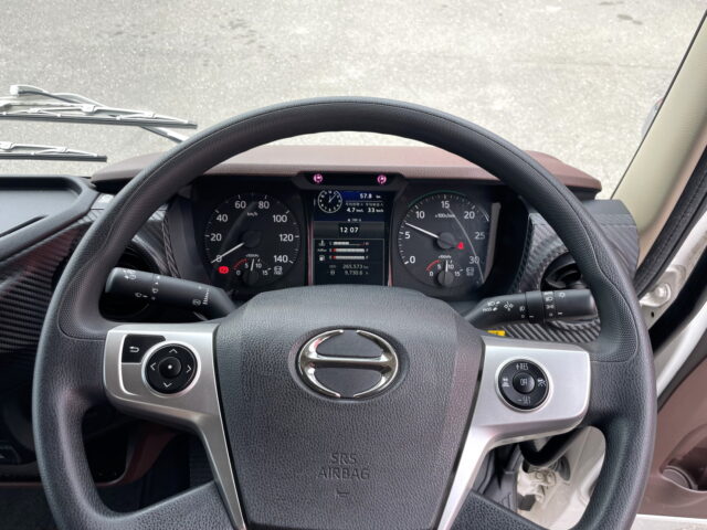 日野　17レンジャー　ハイルーフ　ウィング　架装多数　跳上ゲート　後輪エアサス