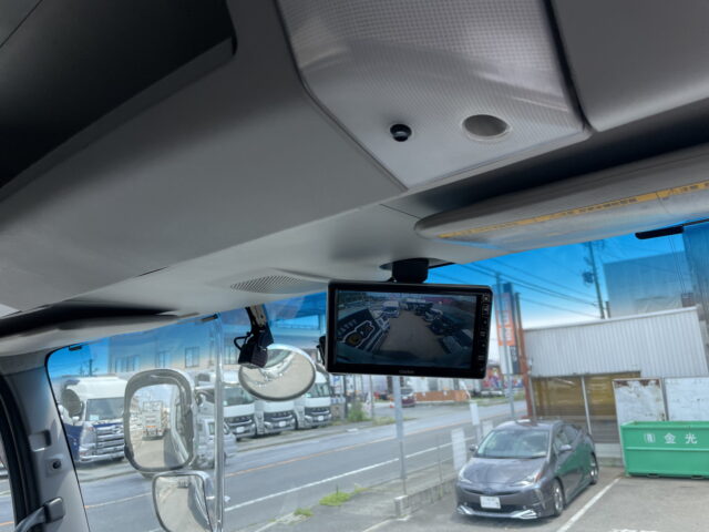 いすゞ：ギガ：ハイルーフ：ウィング：木床：格納パワーゲート：アルミホイール