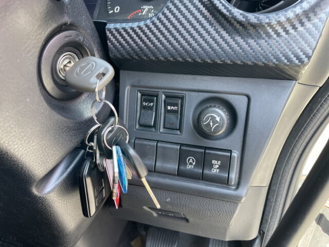 日野：17レンジャー：6200ワイド：エアサス：木床：アルミホイール：240馬力