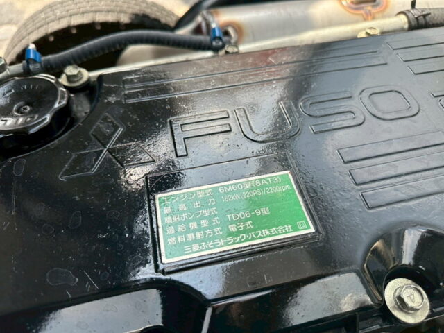 ファイター：6200ワイド：冷凍ウィング：板バネ：木床：アルミホイール：ステンレスサイドバンパー