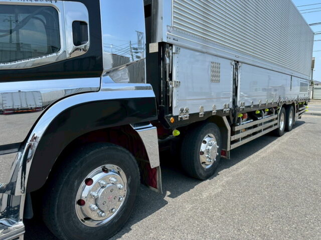 スーパーグレート：ハイルーフ：ウィング：架装多数：木床：380馬力