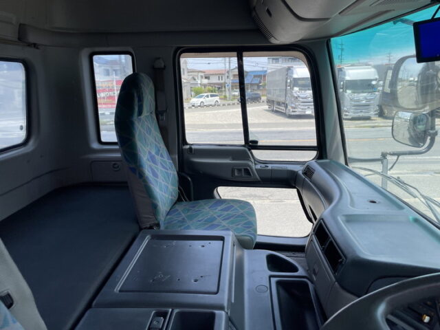 日野：テラヴィ：ハイルーフ：トレーラーヘッド：後輪エアサス：第5輪荷重11.500㎏