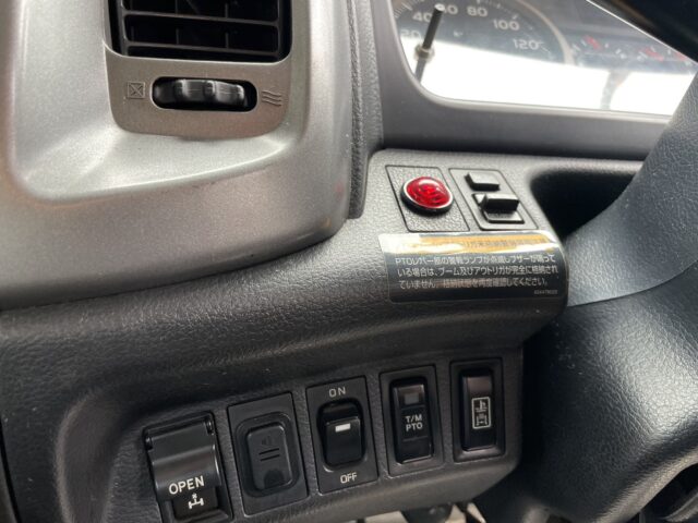 レンジャープロ　増トン　ハイジャッキセルフ　4段クレーン　ウィンチ/あゆみ板付　荷台長6500