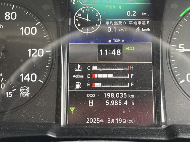 日野：17プロフィア：アルミウィング：ハイルーフ：7MT：リア門口ステンレス：アルミホイール：フロントバイザー ステンレス多数