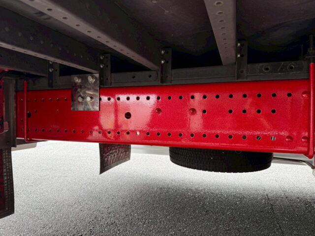 日野:17プロフィア:ハイルーフ:ウィング:メッキドア:アルミホイール:リア門口ステンレス