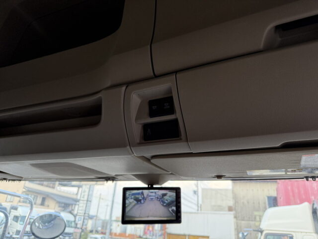 日野：17プロフィア：ハイルーフ：ウィング：アルミホイール：リア門口ステンレス