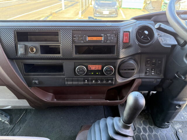 日野：17レンジャー：ハイルーフ：ウィング：6200ワイド：エアサス：跳上パワーゲート